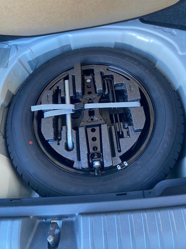 SKODA Kamiq 1.0 TSI 110 CV DSG Style NEO PATENTATO