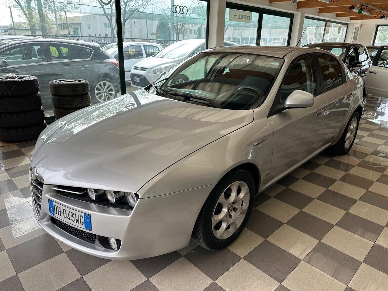 Alfa Romeo 159 1.9 JTDm 16V Distinctive
