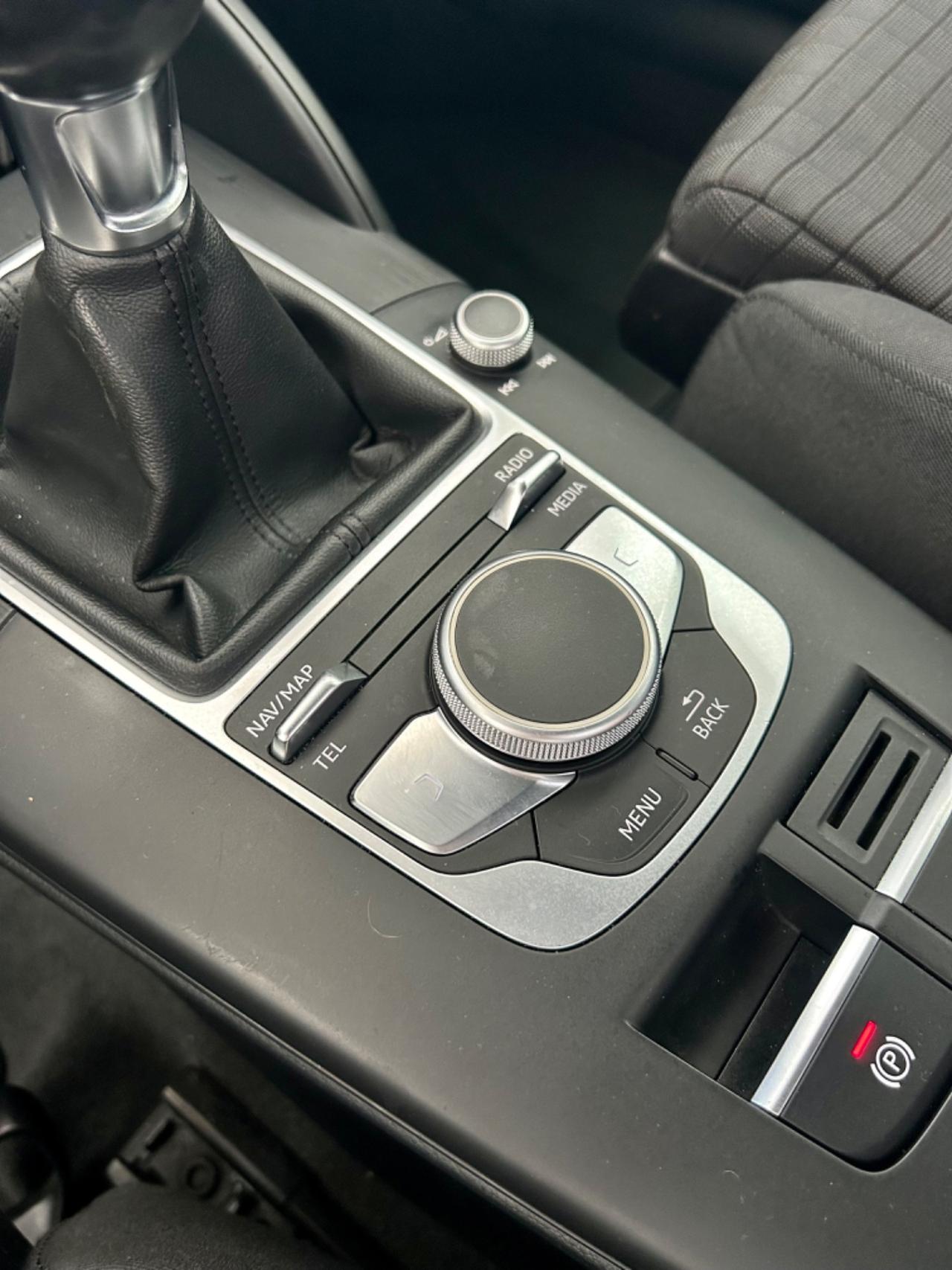 Audi A3 SPB 1.6 TDI Sport FINANZIABILE