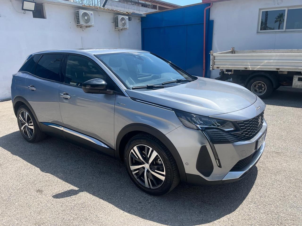 Peugeot 3008 1.5 hybrid 4-300 cv e-eat 8-allure-2023