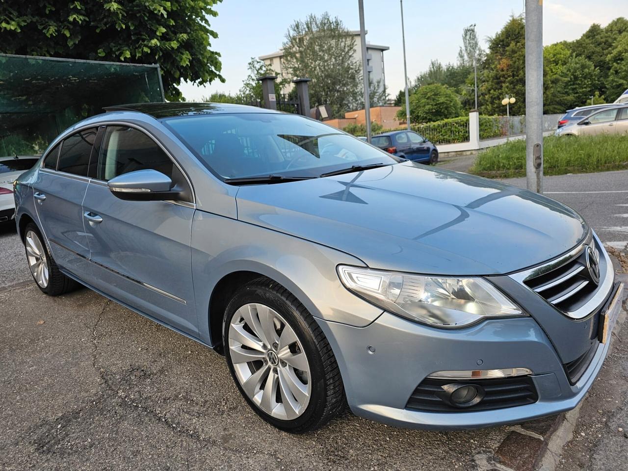Volkswagen Passat CC 2.0 TDI 140cv DPF*Navi*Tetto*Pdc*