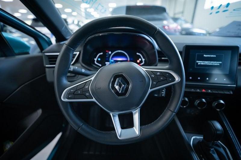 Renault Clio 1.6 E-Tech hybrid Intens 140cv auto my21