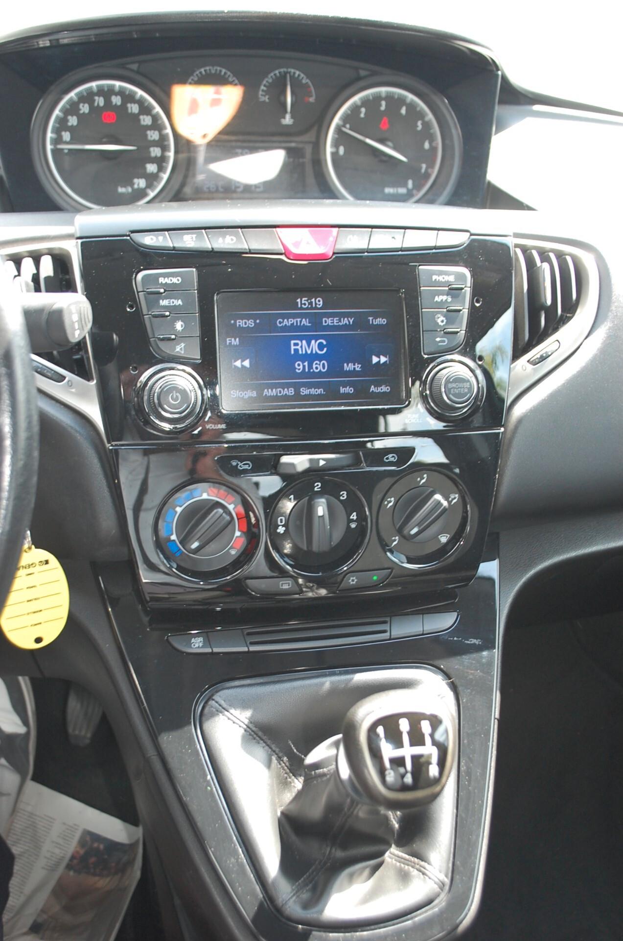 Lancia Ypsilon 1.2 69CV Gold S&S Bluetooth Uff Italy USB Clima