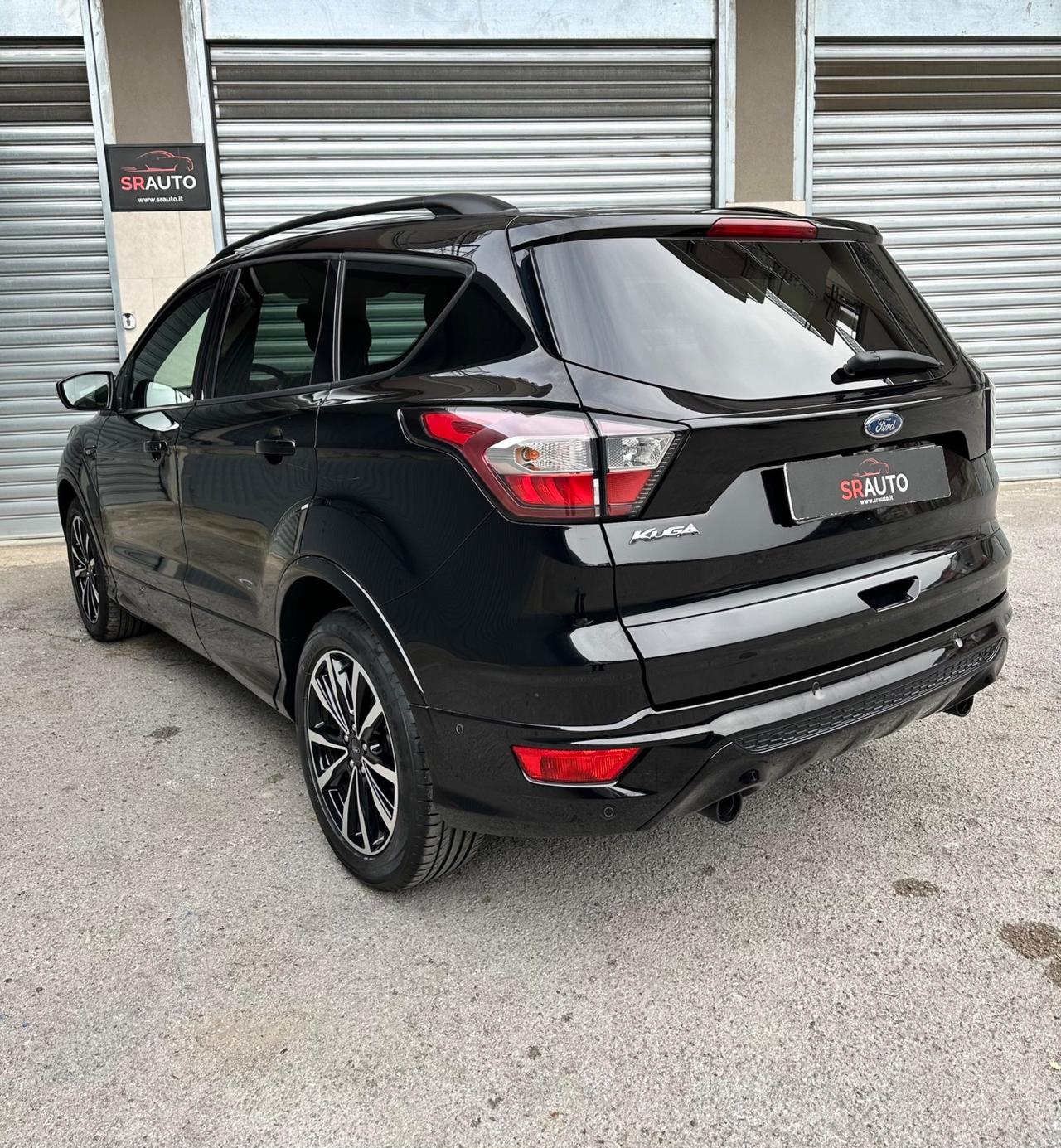 Ford Kuga 1.5 TDCi 120cv S&S 2WD ST-Line