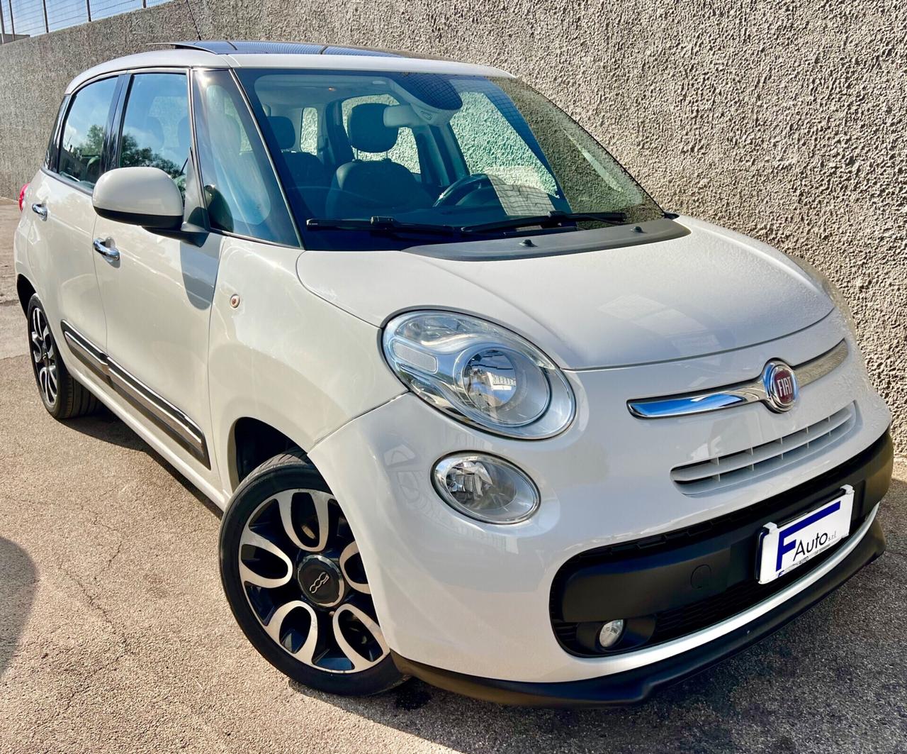 Fiat 500L 1.6 Multijet 105 CV Panoramic Edition,TETTO APRIBILE,cerchi diamantati,Climatronic bizona,ecc.