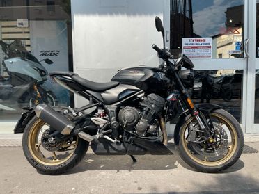 Triumph Trident 900