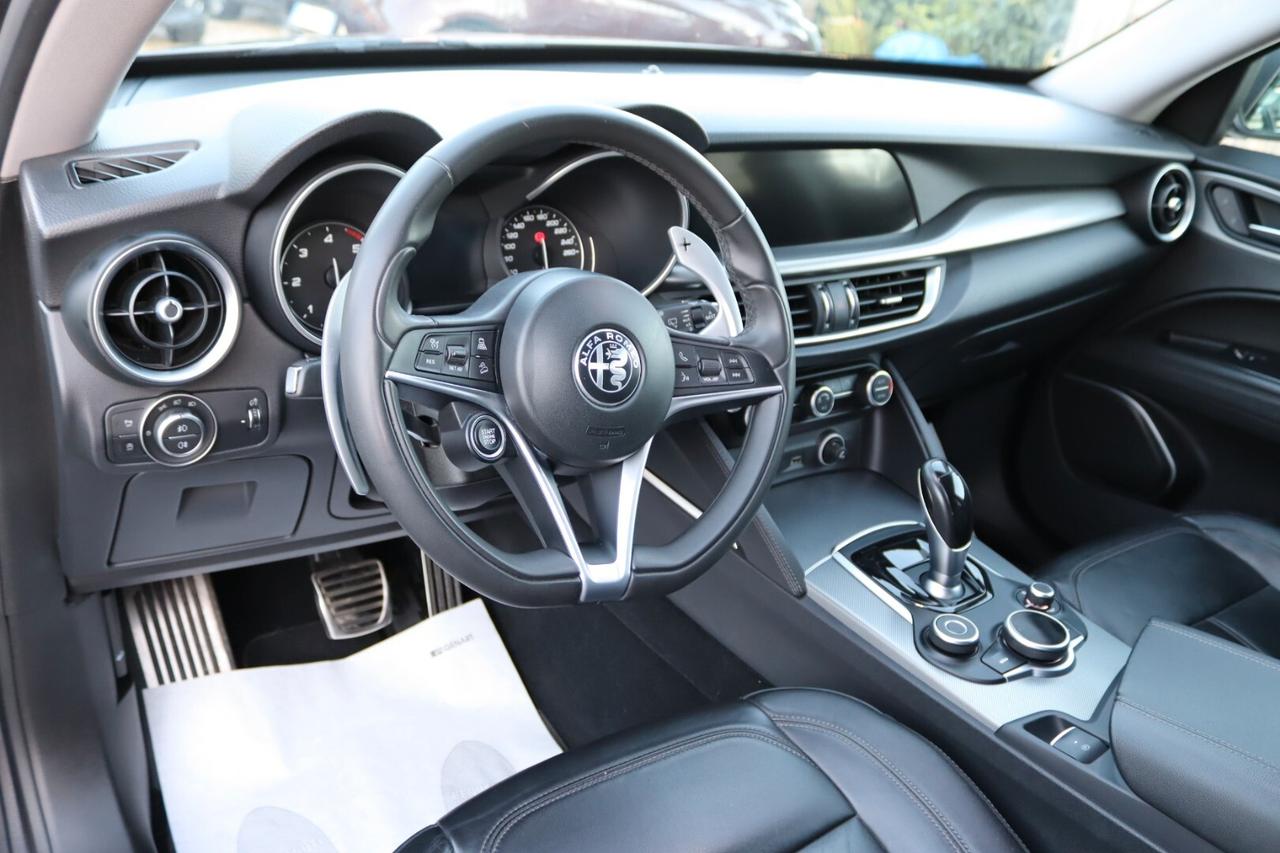 Alfa Romeo Stelvio 2.2 Turbodiesel 210 CV AT8 Q4 Executive
