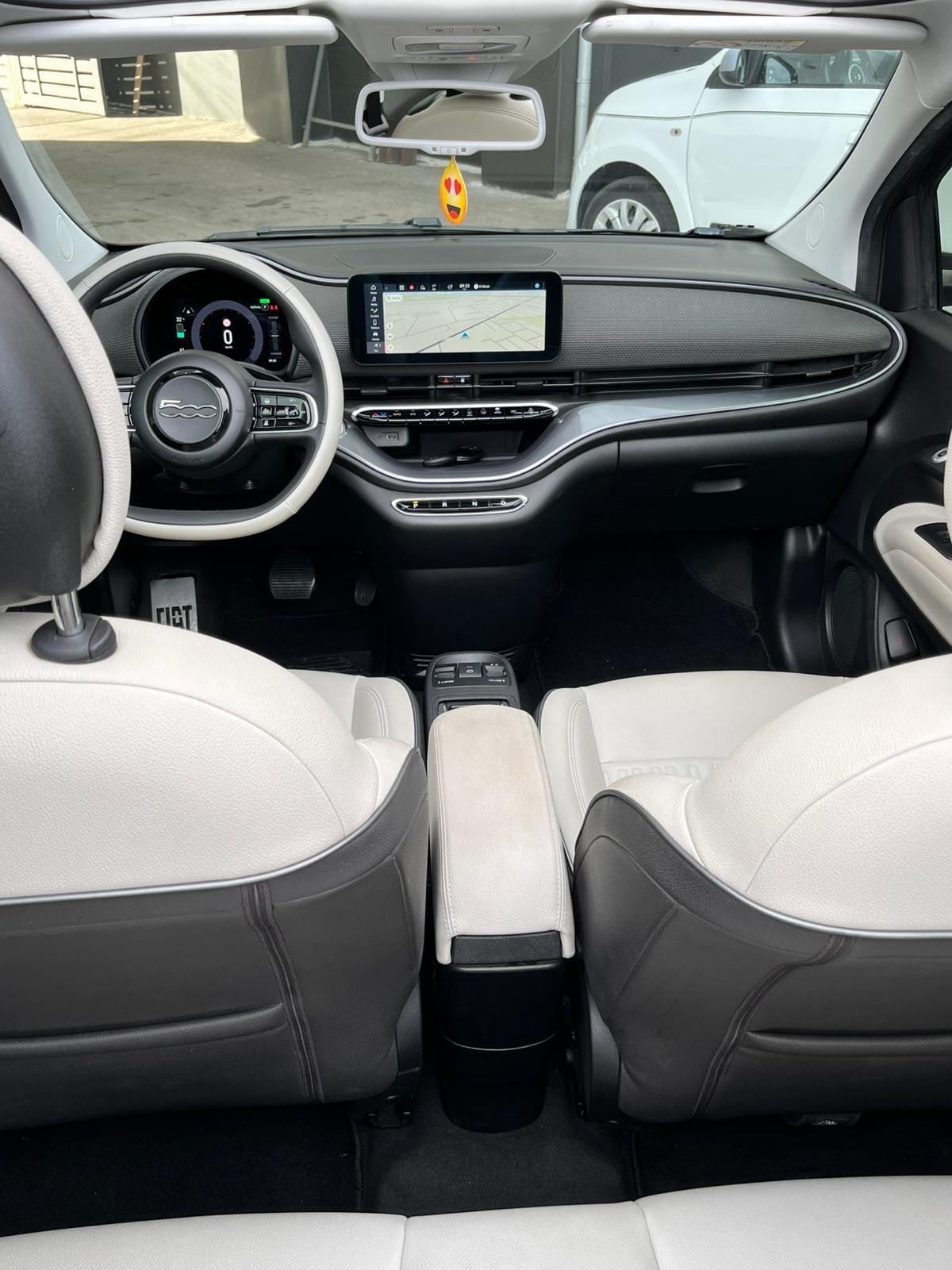 Fiat 500 500e Cabrio 42 kWh La Prima