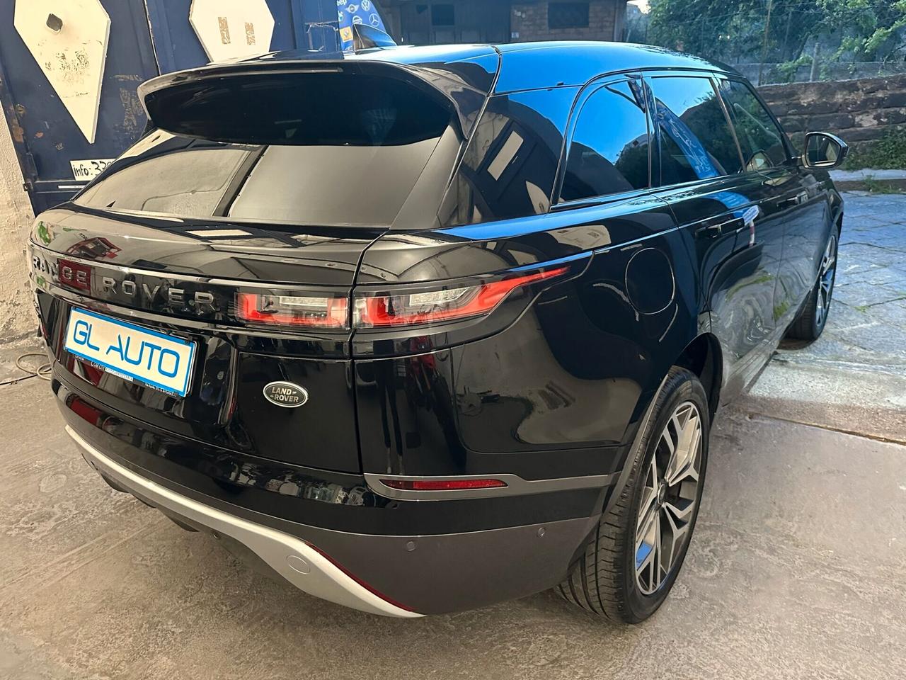 Land Rover Range Rover Velar Range Rover Velar 2.0D I4 240 CV R-Dynamic