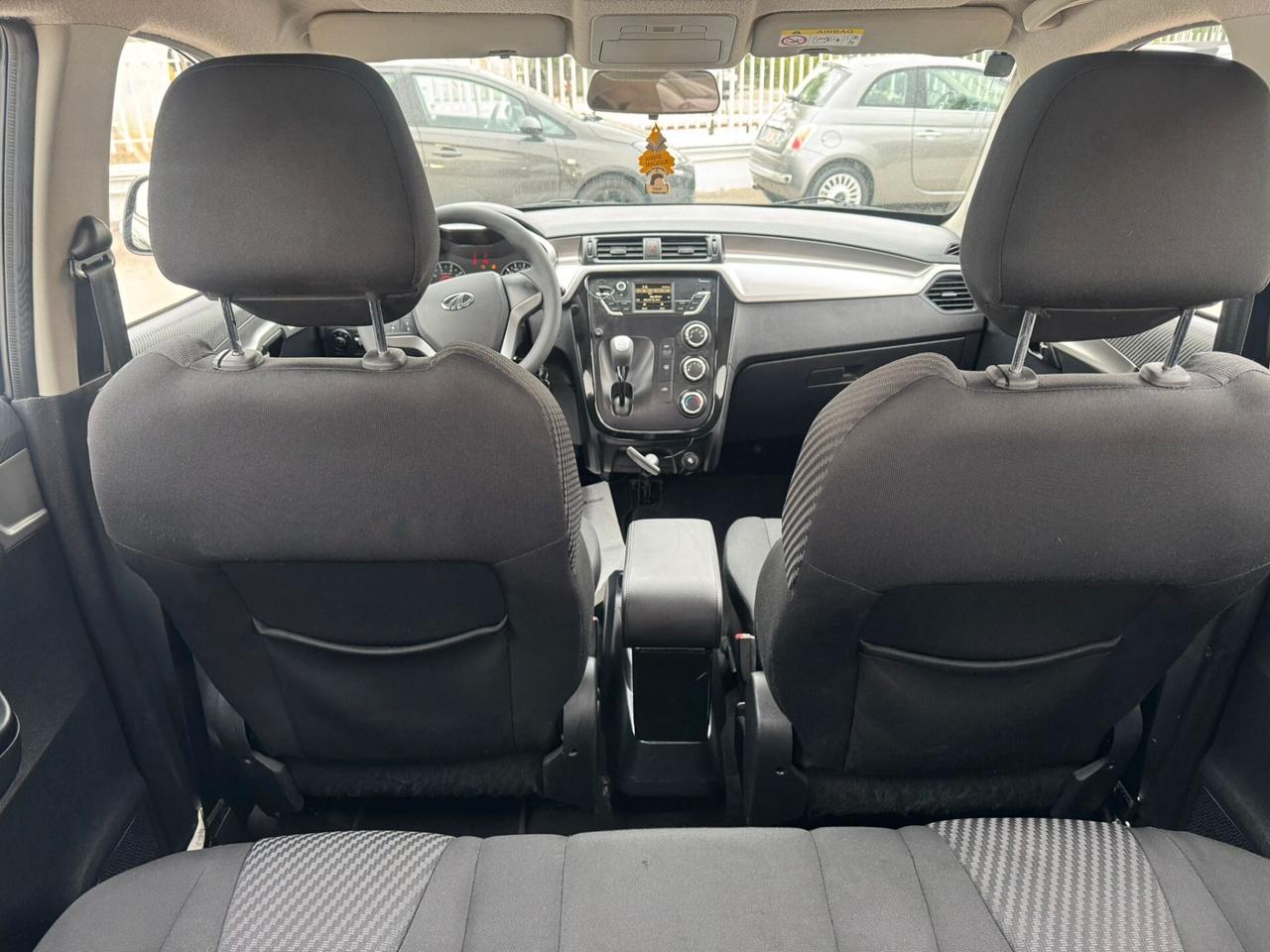 Mahindra KUV100 1.2 VVT K6+ 90 MILA KM