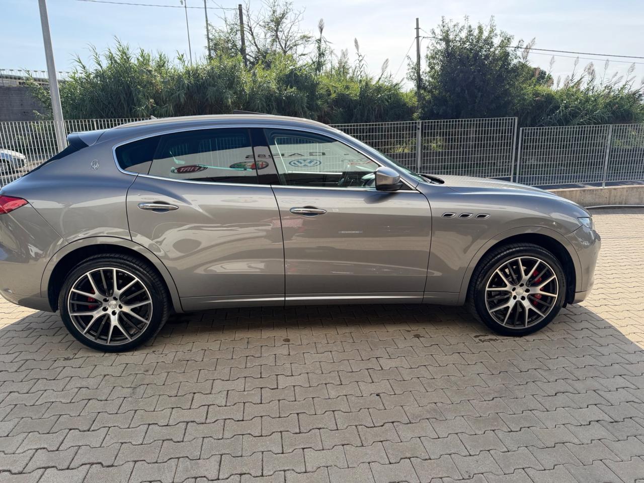 Maserati Levante 430CV BENZINA
