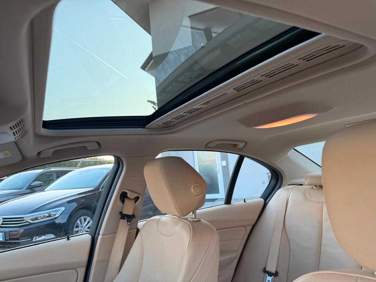 Bmw 320 320d xDrive Luxury