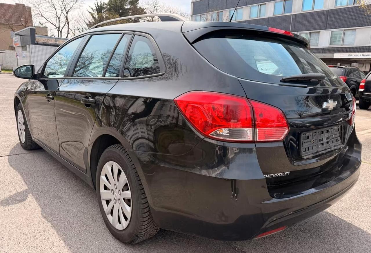 Chevrolet Cruze 1.6 5 porte LS