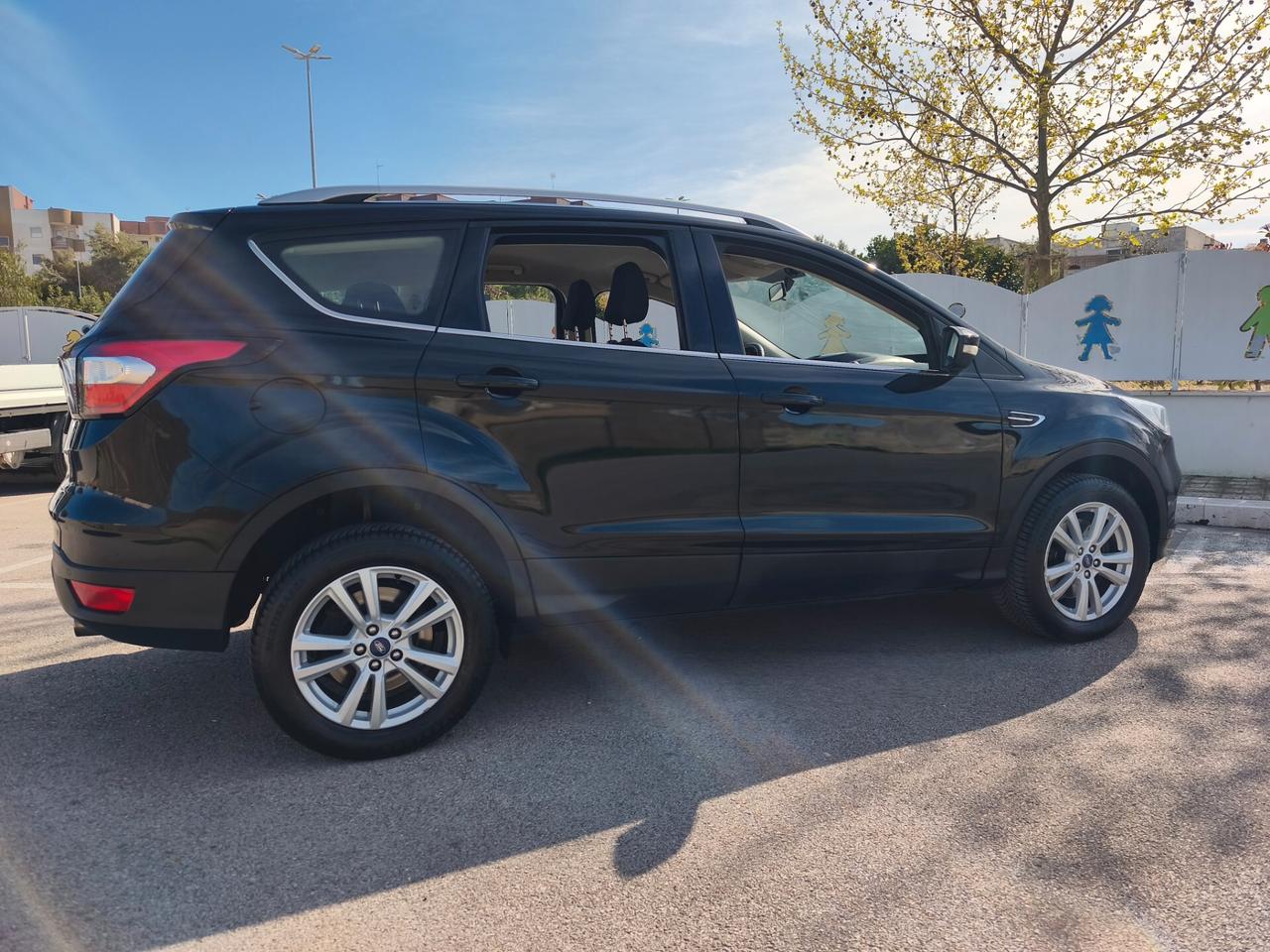 Ford Kuga 1.5 TDCI 120 CV S&S 2WD Titanium