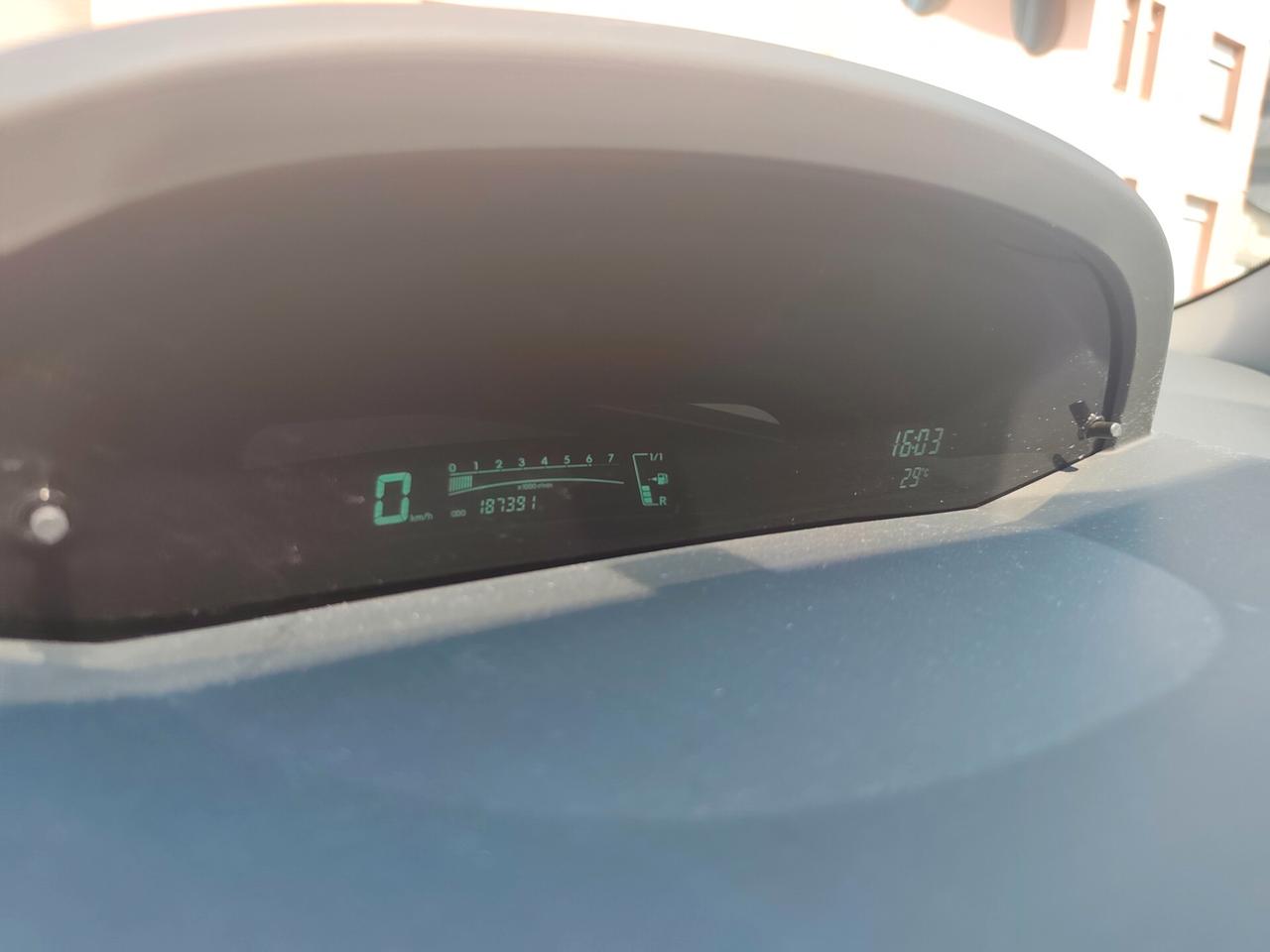 Toyota Yaris 1.0 Benz euro 4 5 porte