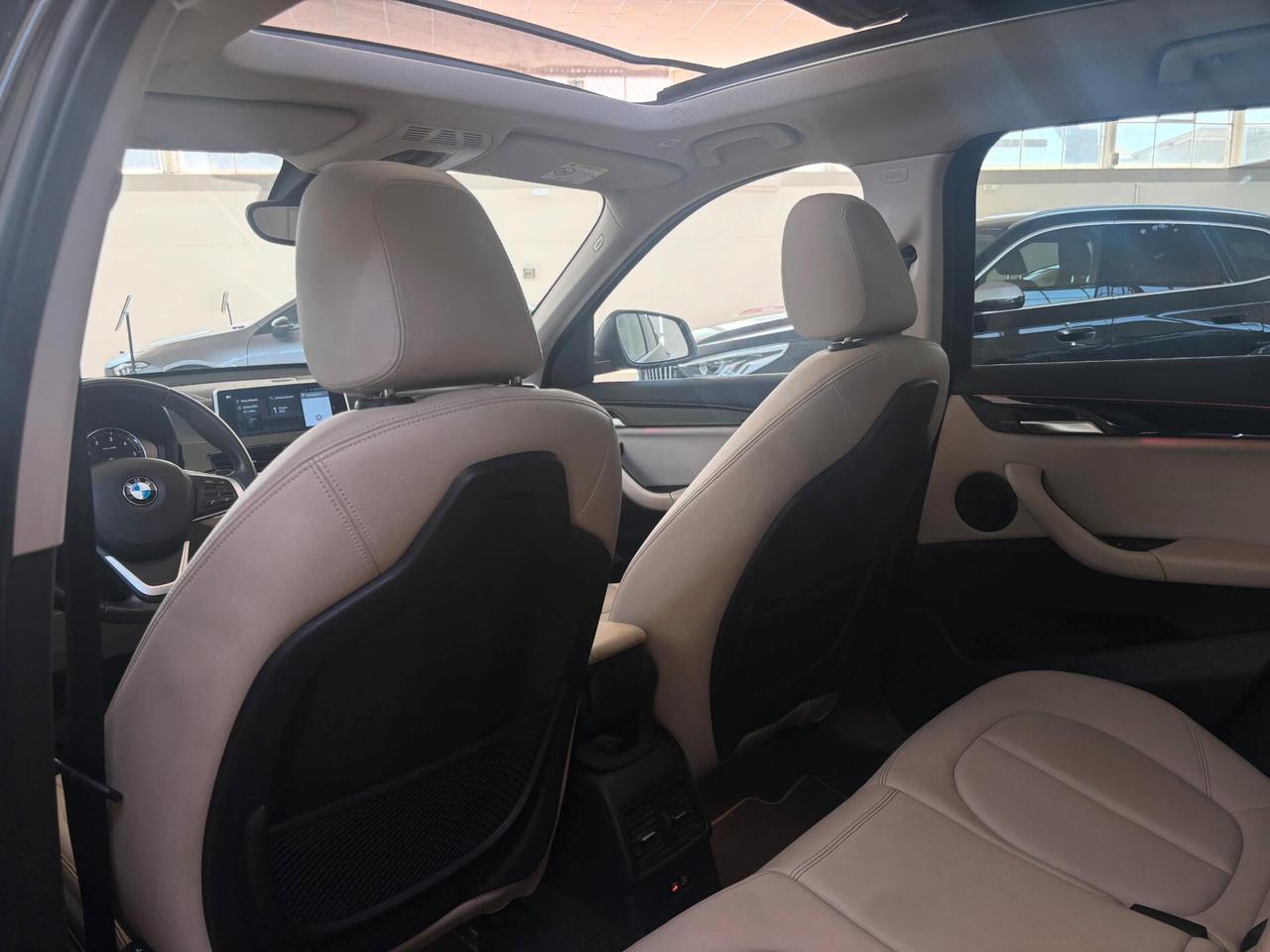 Bmw X1 sDrive18d XLine