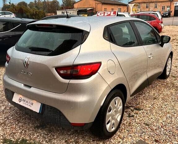 Renault Clio 1.2 75CV GPL 5 porte Costume National