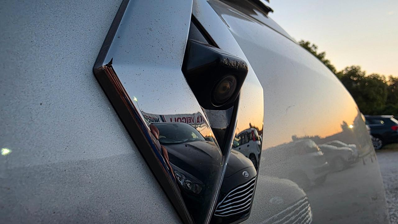 Renault Clio dCi 8V 75 CV 5 porte Moschino Life