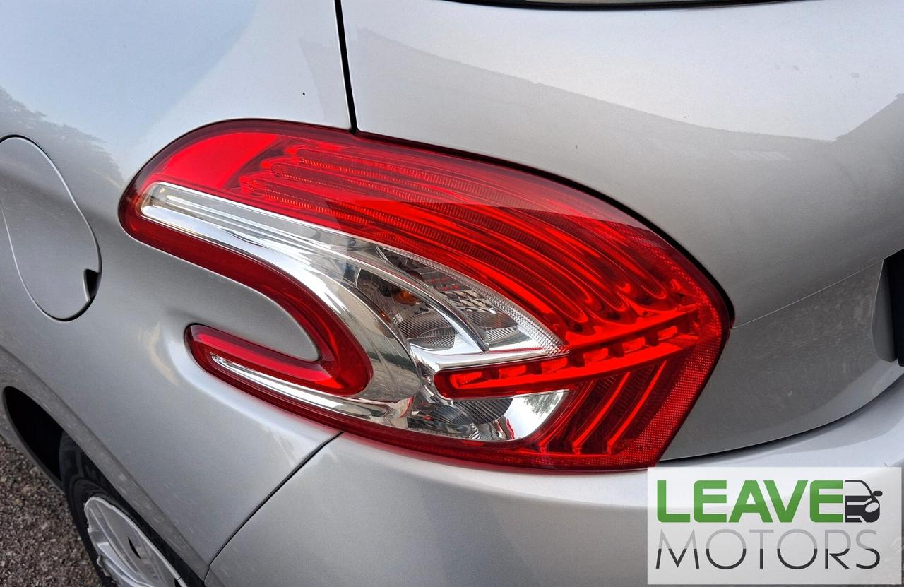 Peugeot 208 1.4 HDi Allure (M1575)