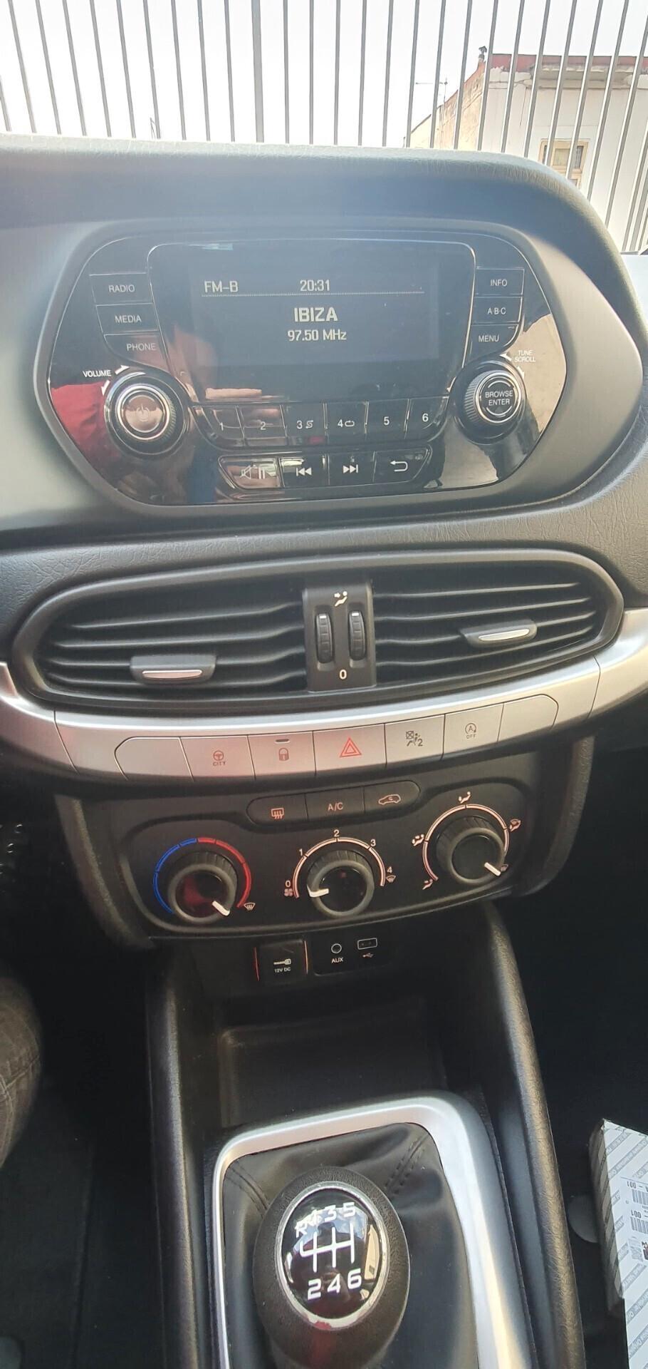 Fiat Tipo 1.6 Mjt S&S 5 porte Business