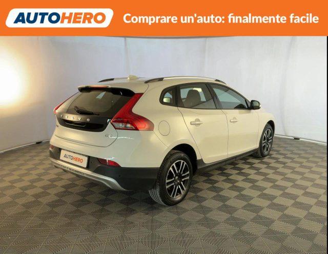 VOLVO V40 Cross Country D2 Business
