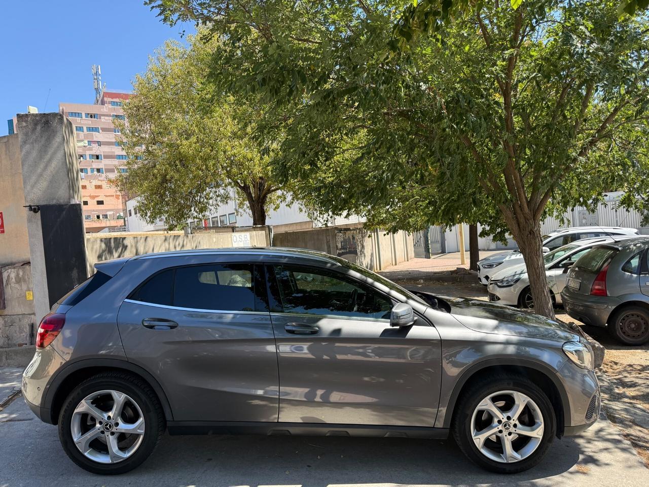 Mercedes GLA 180d SPORT Automatic