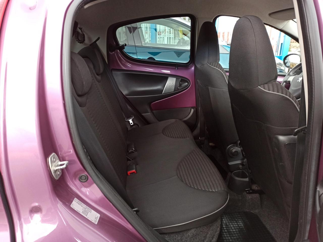 Peugeot 107 1.0 68CV 5p. Superga