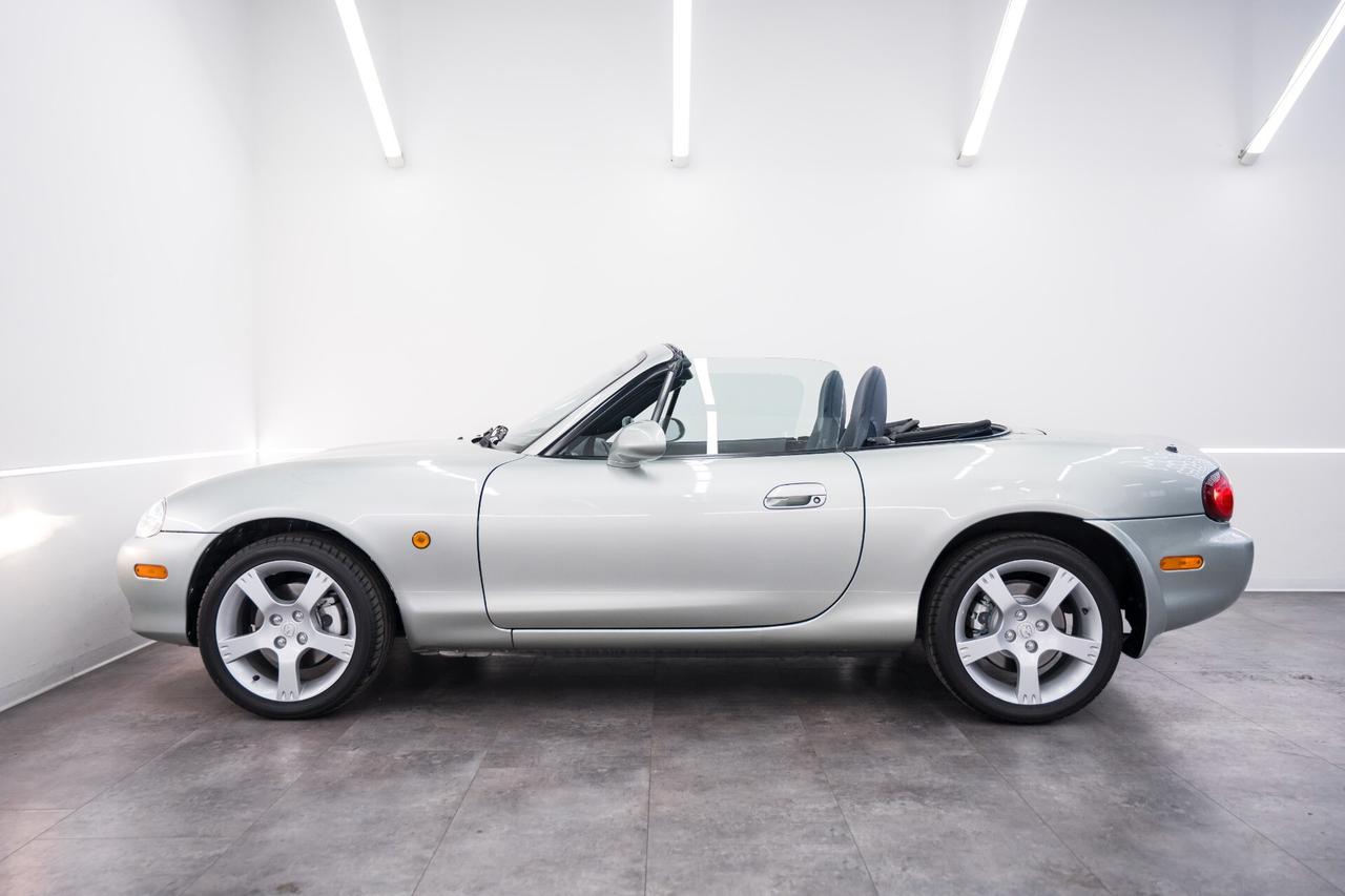 Mazda MX-5 1.8i 16V SILVER BLUES