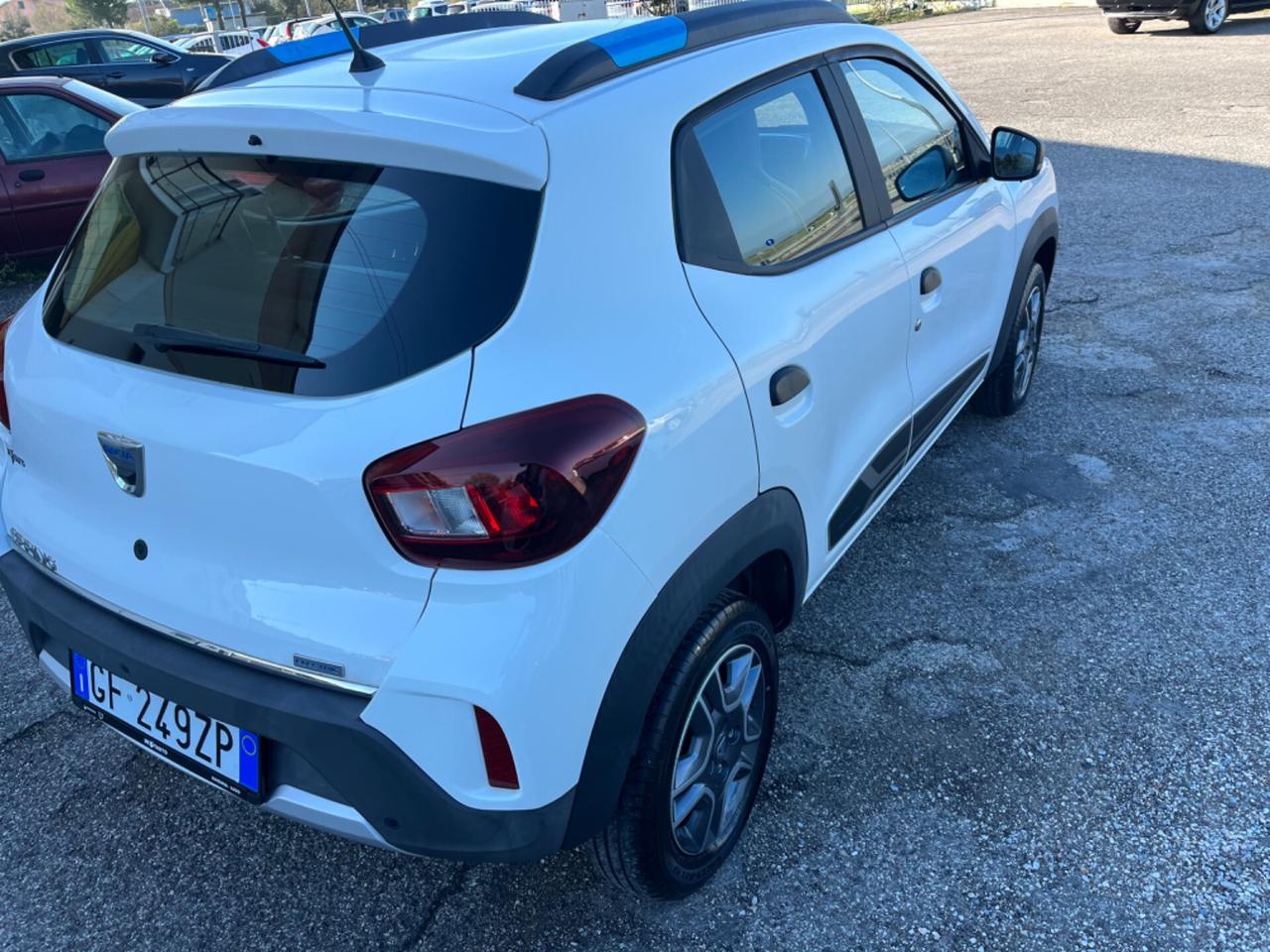 Dacia Spring Comfort Plus Electric 45 km 7.000 pari al nuovo