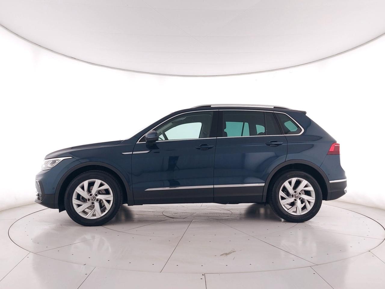 VOLKSWAGEN Tiguan 2.0 tdi Elegance 150cv dsg CAMERA+ACC+APP CONNECT