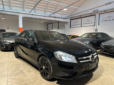Mercedes-benz A 180 BlueEFFICIENCY Sport - UNICO PROP. CERCHI DA 19