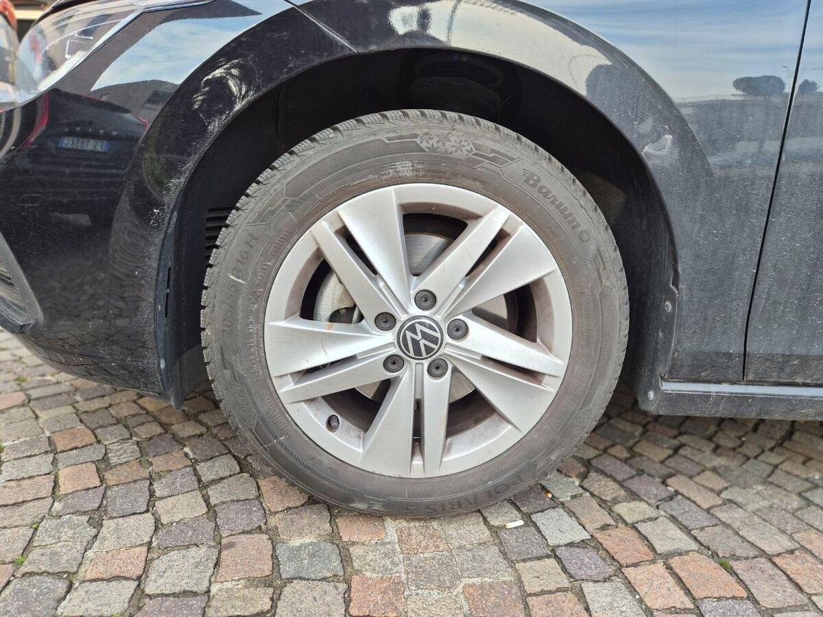 Volkswagen Golf 1.5 etsi evo Life 150cv dsg