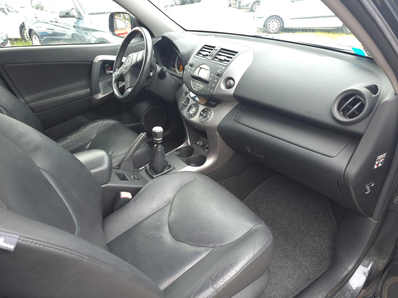 Toyota RAV 4 RAV4 2.2 D-4D 177 CV Luxury