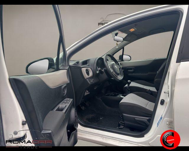 TOYOTA Yaris 1.3 5 porte Lounge