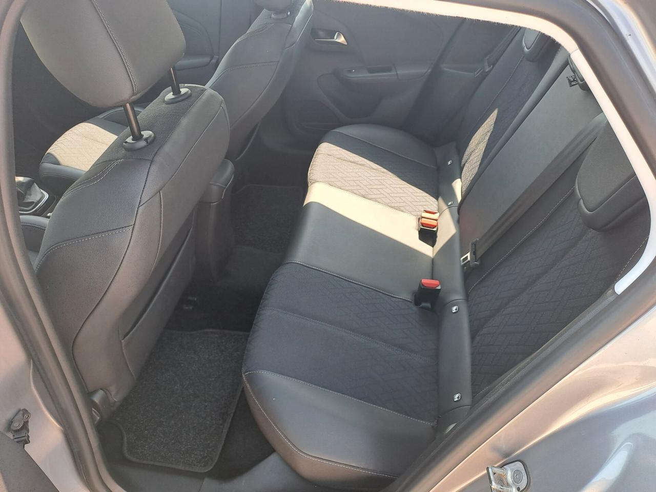 Opel Corsa 1.2 Elegance