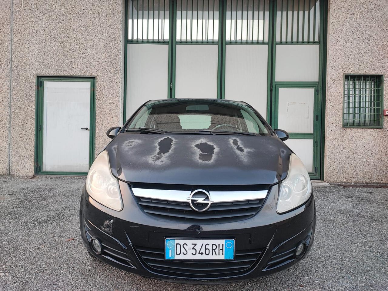 Opel Corsa 1.2 BENZINA AUTOMATICO NEOPATENTATI