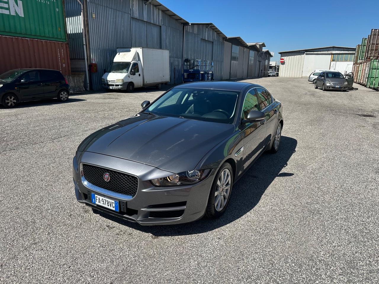 Jaguar XE 2.0 D Turbo aut. Pure PELLE NAVI