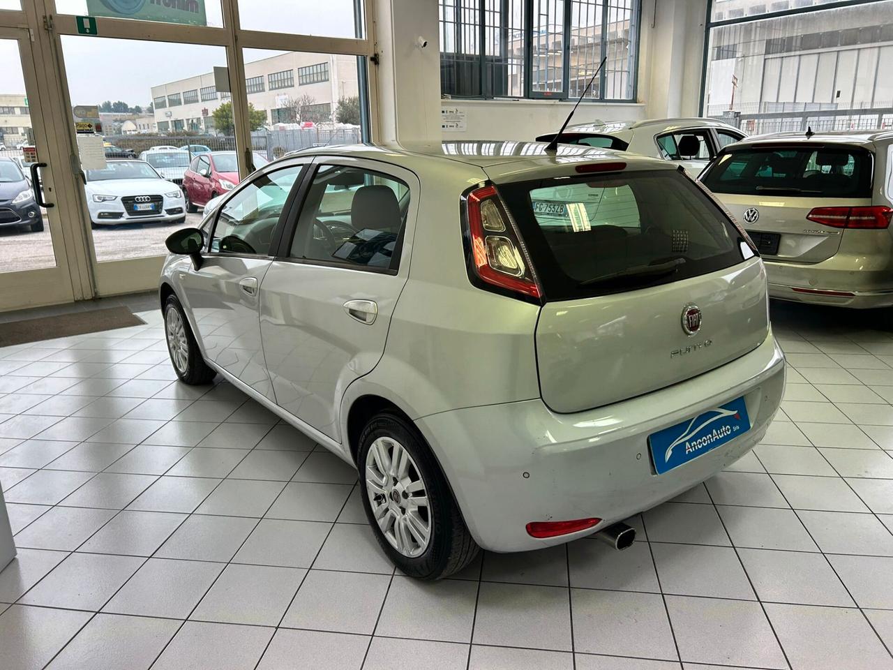 Fiat Punto 1.3 MJT X NEOPATENTATI 2013