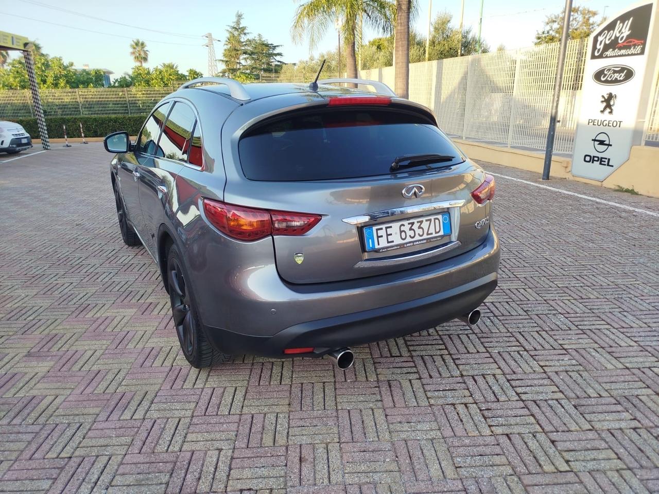 Infiniti QX70 3.0 diesel V6 AT S Premium