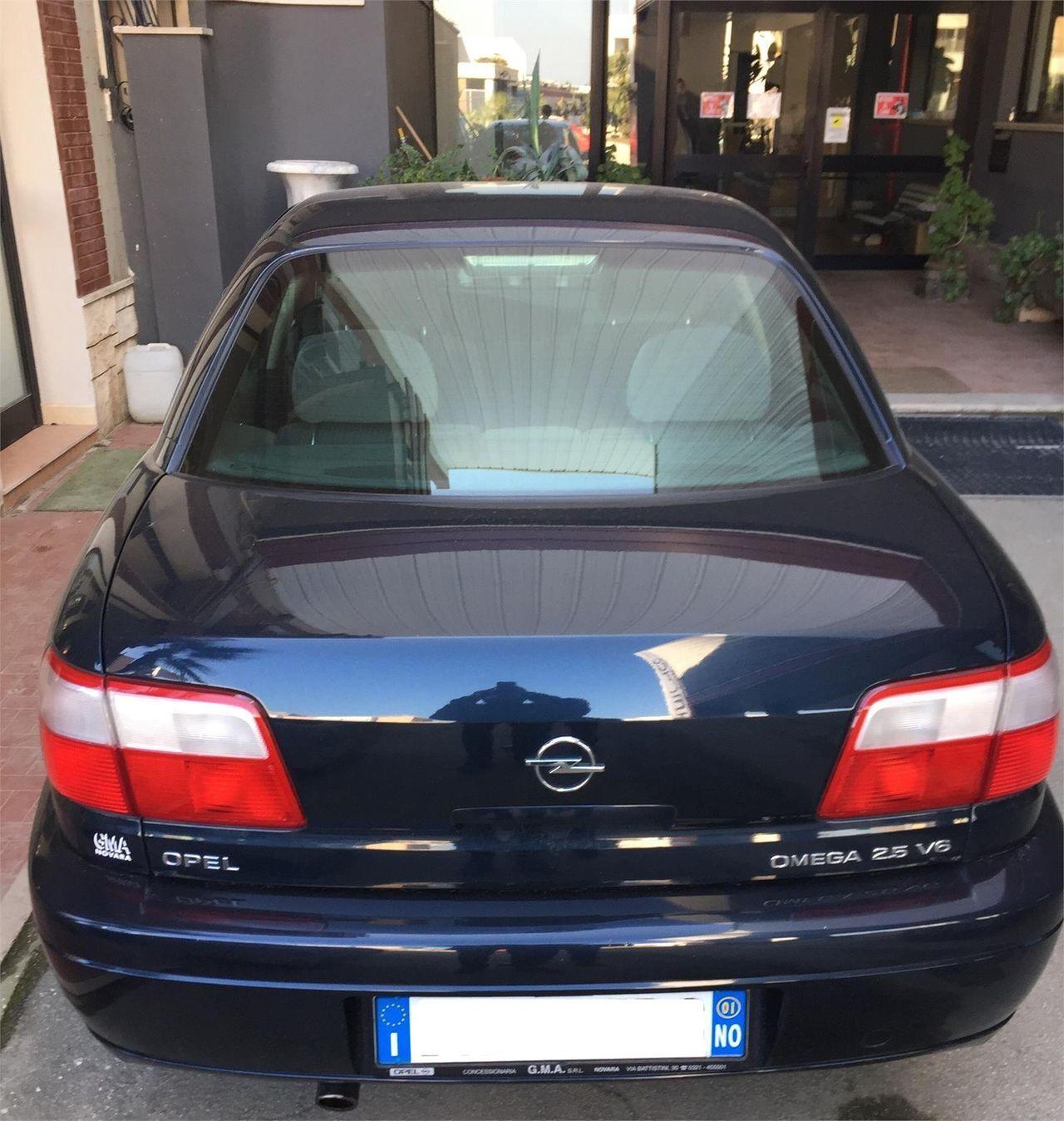 OPEL Omega Omega 2.6 V6 24V CD Elegance