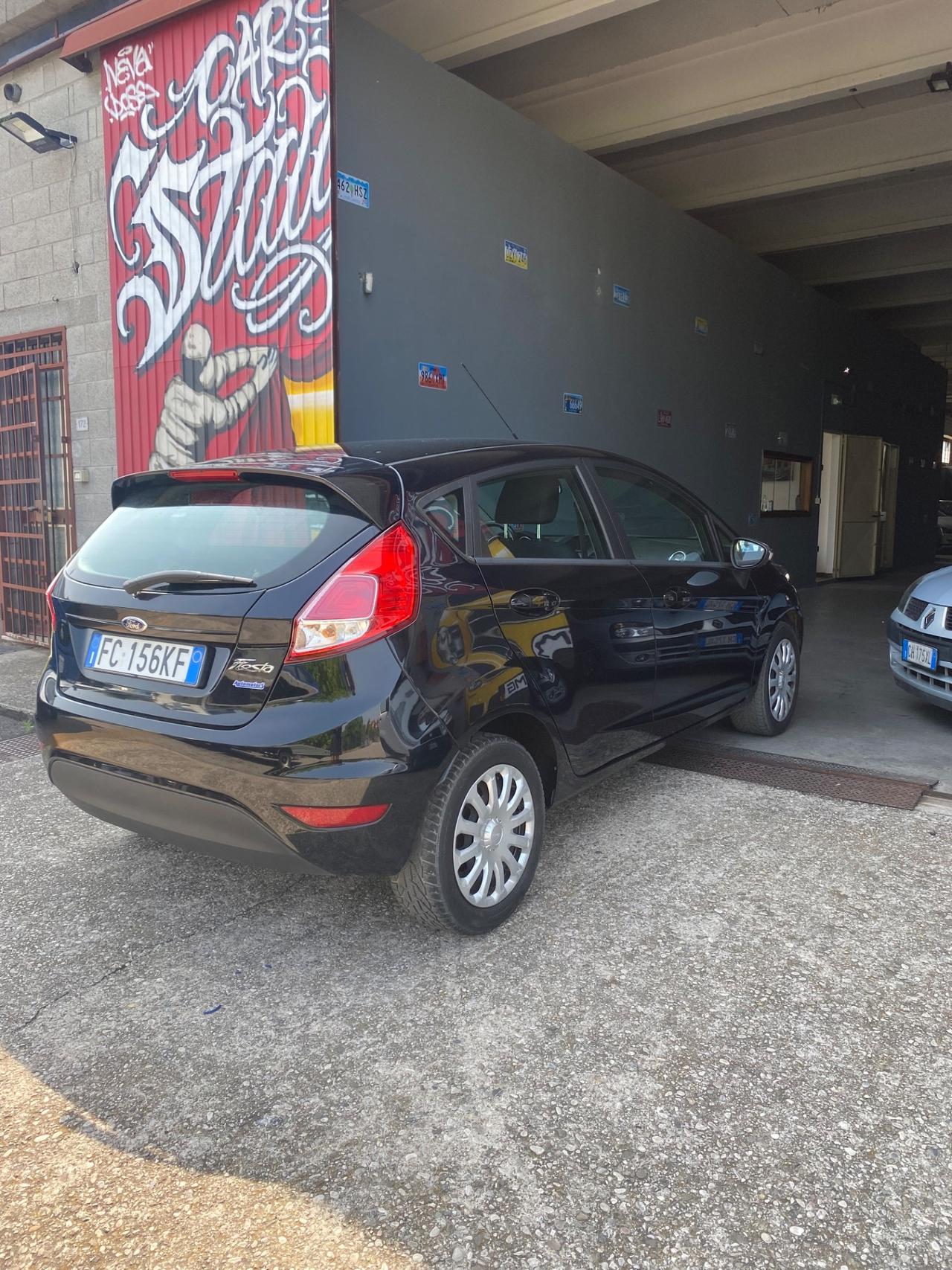 Ford Fiesta 1.4 5 porte Bz.- GPL Black & White Edition