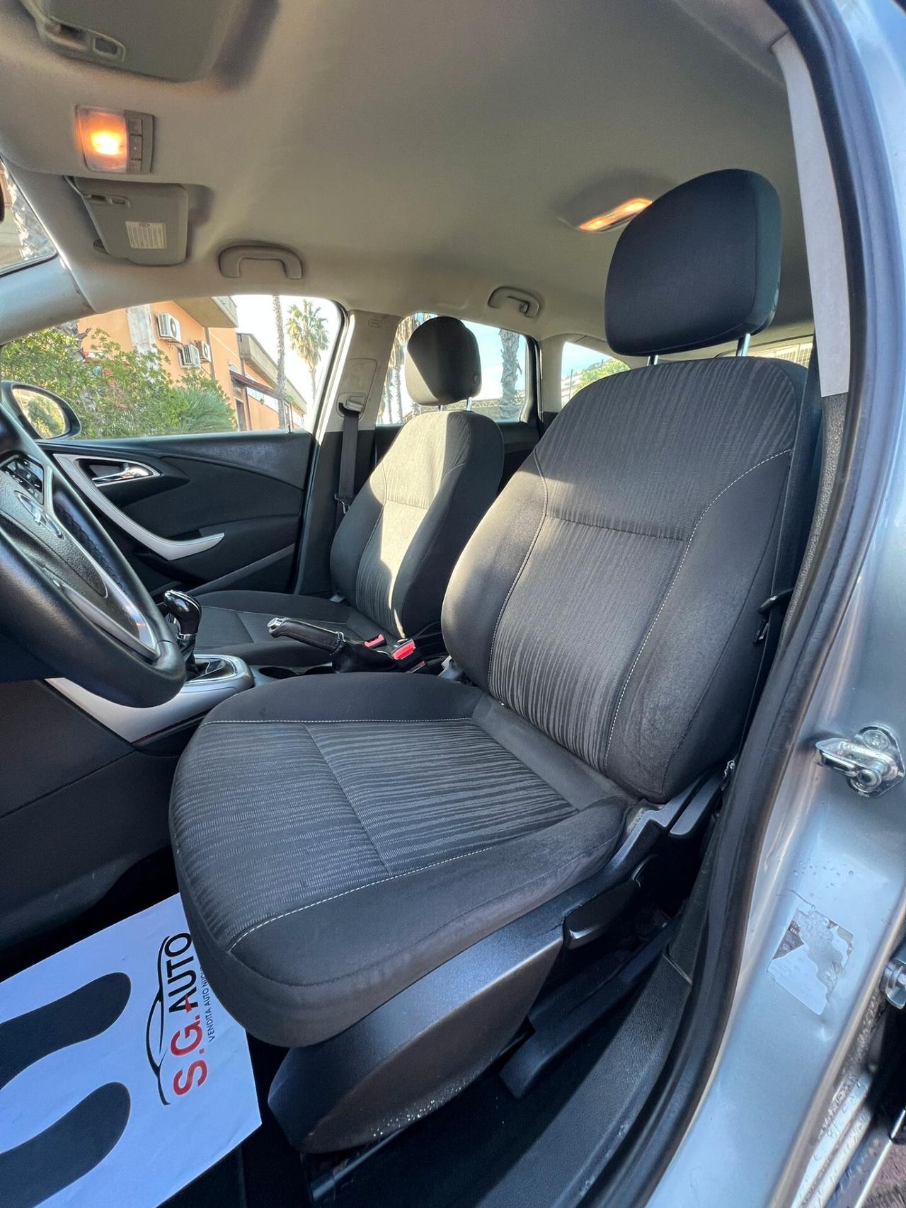 Opel Astra 1.7 CDTI 110CV Sports Tourer Cosmo Fleet