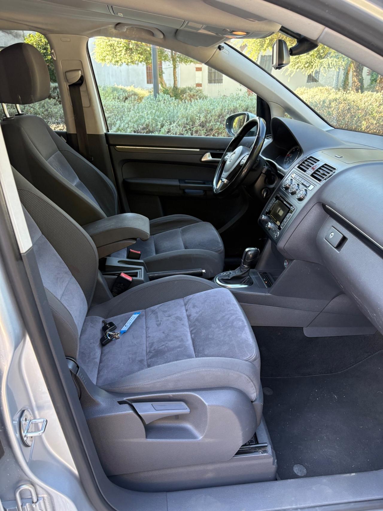 Volkswagen Touran 2.0 TDI 140 CV DSG Highline