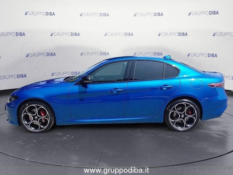 Alfa Romeo Giulia 2023 2.2 t Competizione Q4 210cv auto