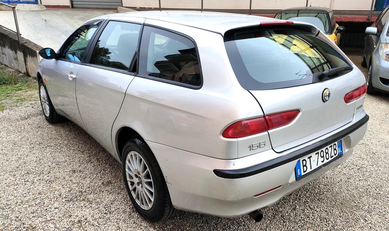 Alfa Romeo 156 1.6i 16V Twin Spark cat Sportwagon Progression
