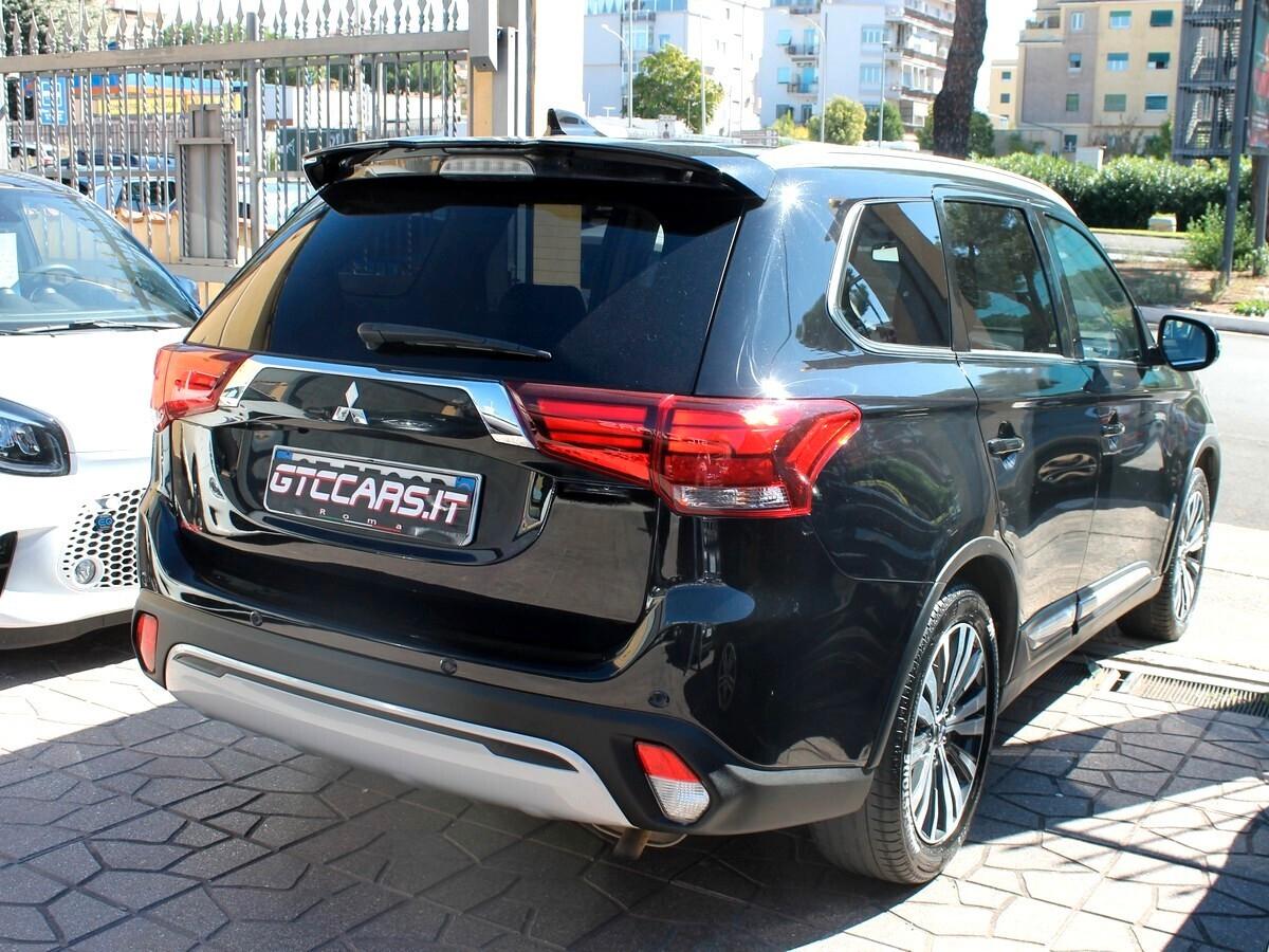 Mitsubishi Outlander 2.0 2WD GPL Bi-fuel CVT Instyle SDA