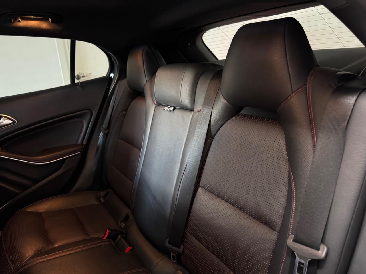 Mercedes-benz GLA 220 d Automatic 4Matic Premium