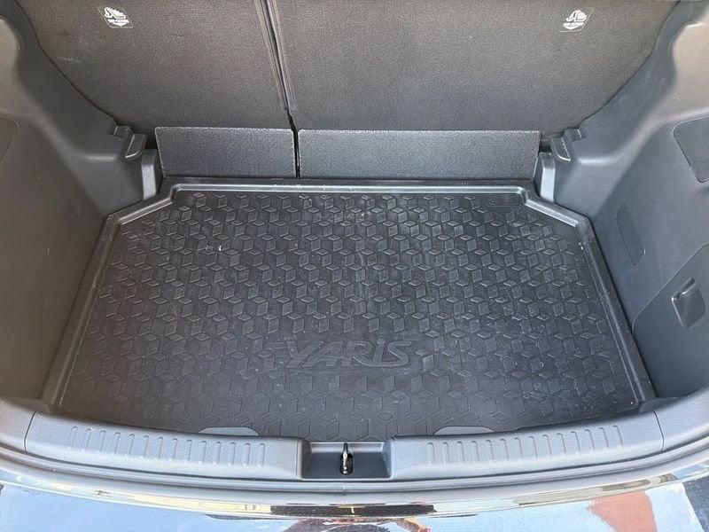 Toyota Yaris Yaris 1.5h Active