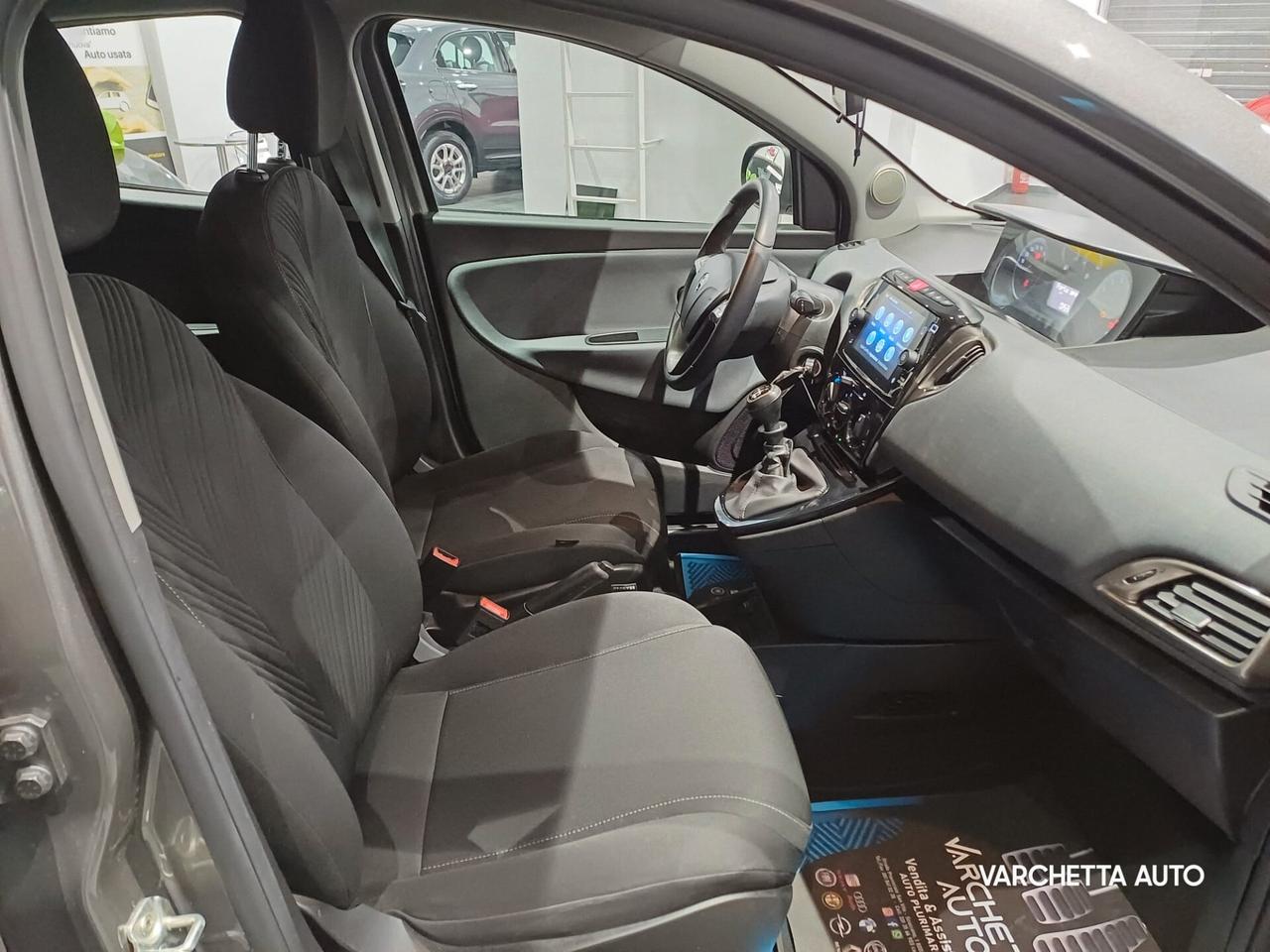 Lancia Ypsilon 1.0 FireFly 5 porte S&S Hybrid Gold Plus