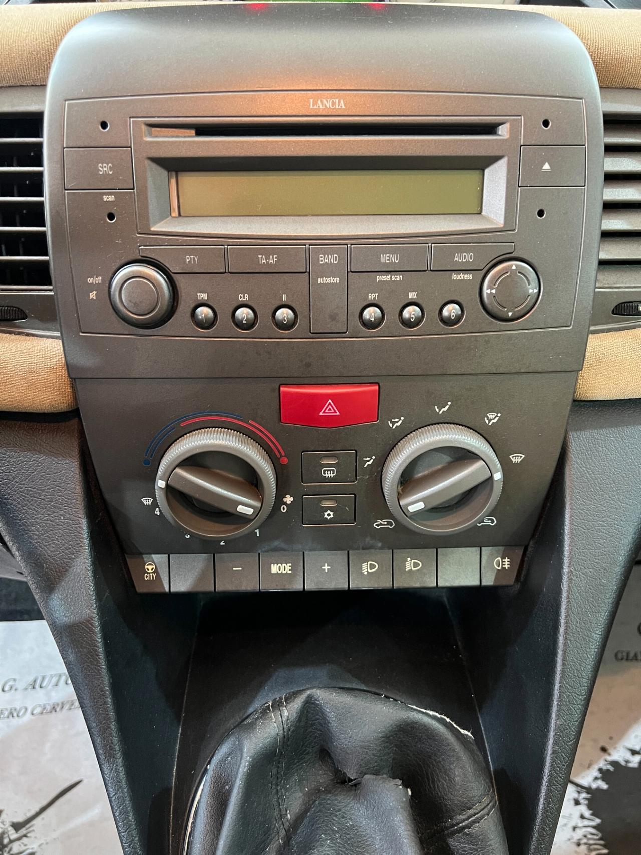 Lancia Ypsilon 1.2 80 CV - PLATINO - 2005